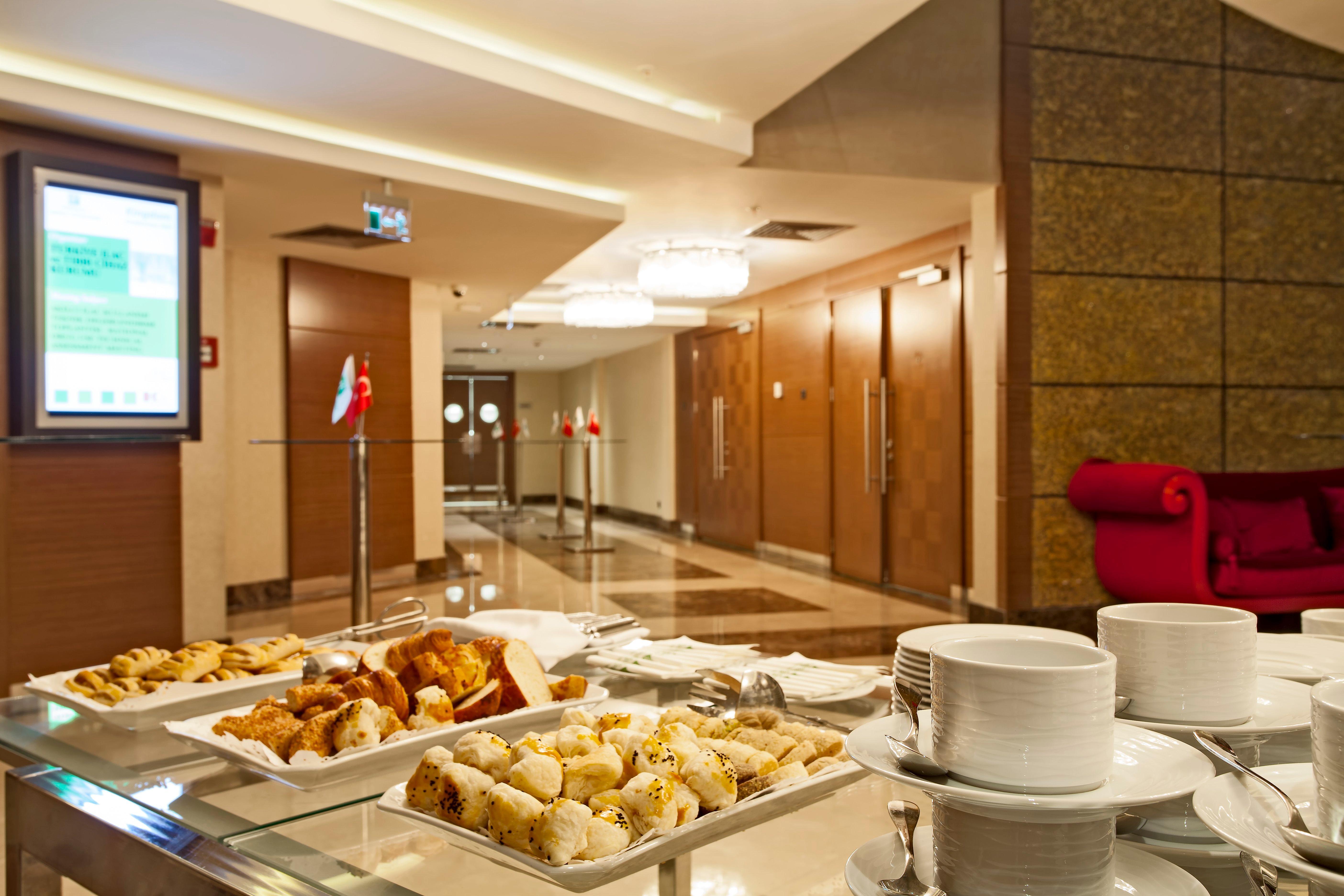 Holiday Inn Ankara-Kavaklidere By Ihg Esterno foto