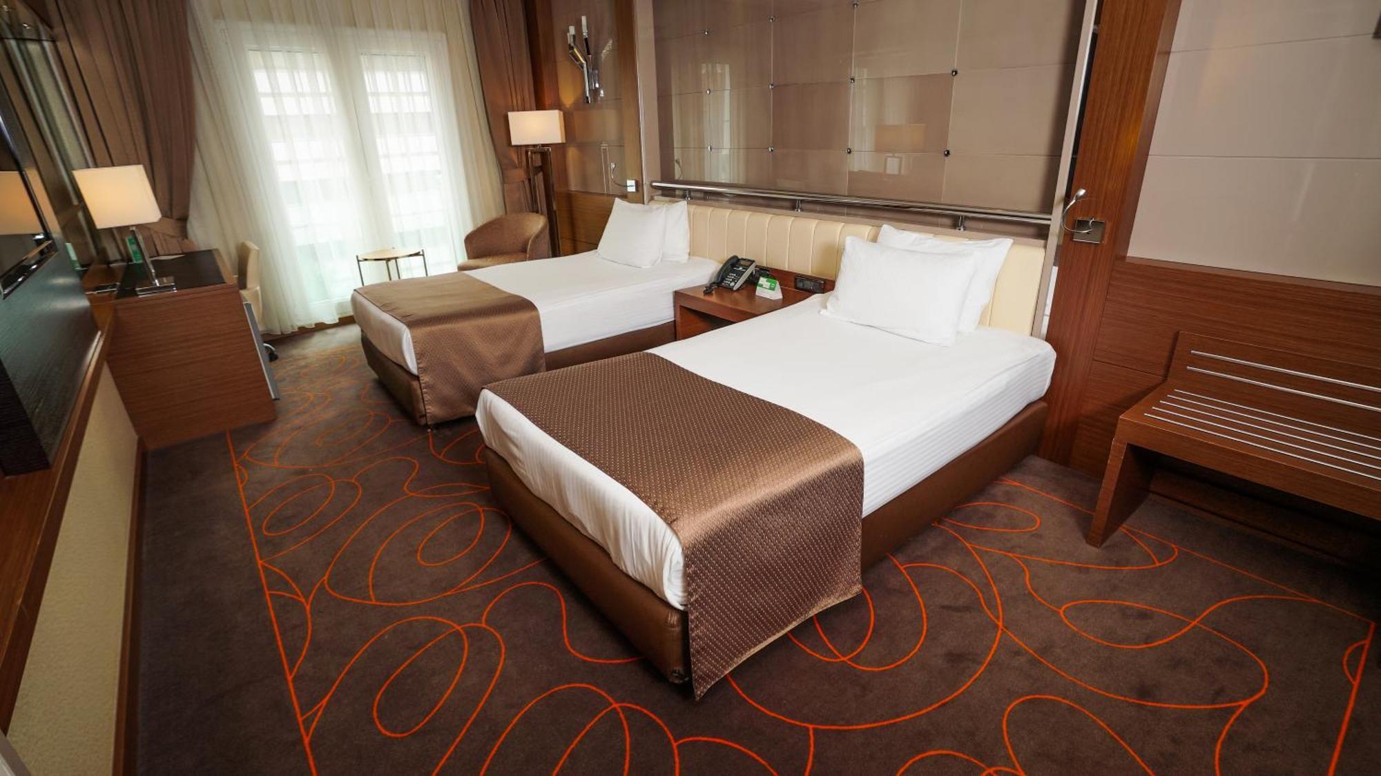 Holiday Inn Ankara-Kavaklidere By Ihg Esterno foto