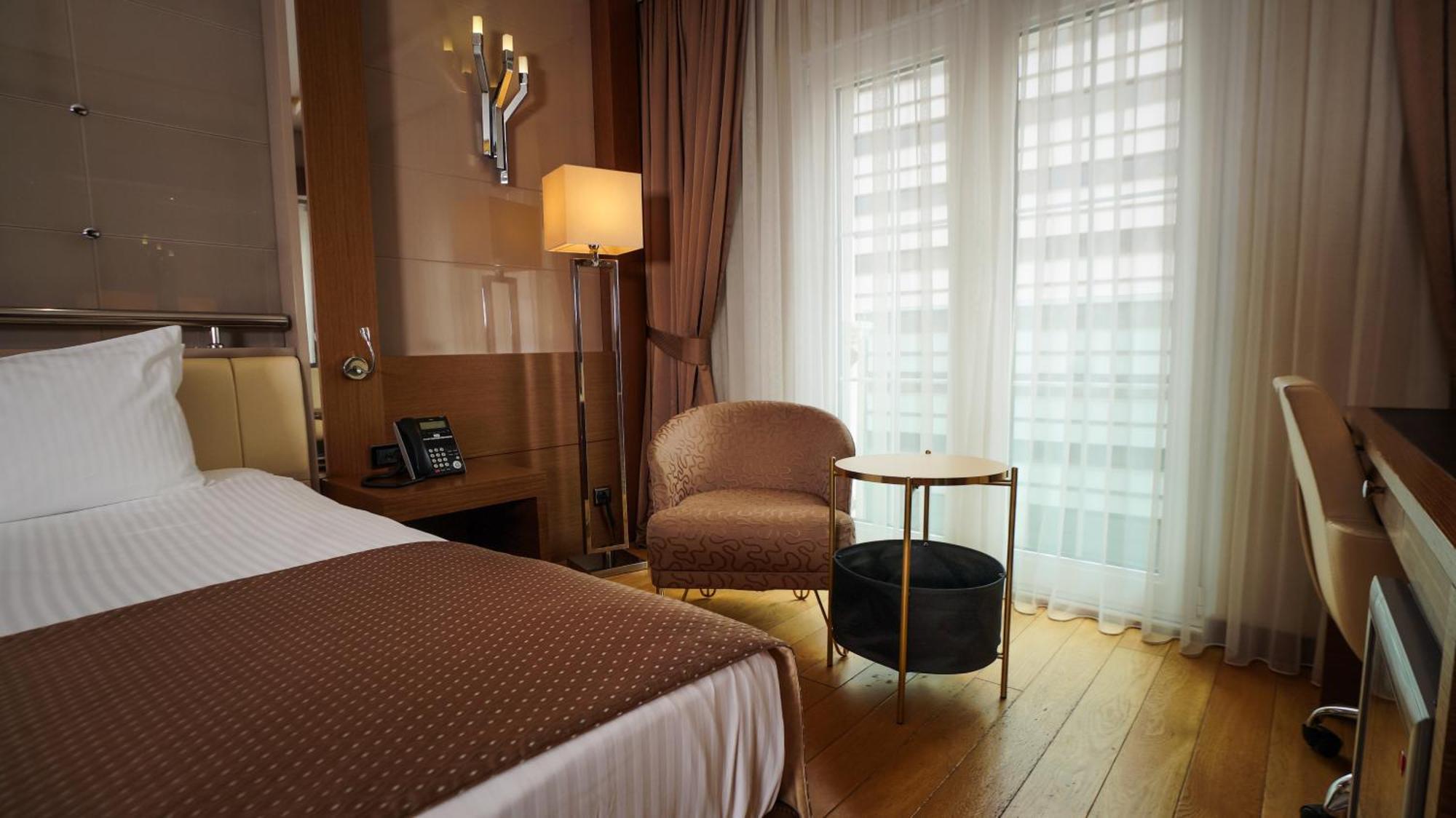 Holiday Inn Ankara-Kavaklidere By Ihg Esterno foto
